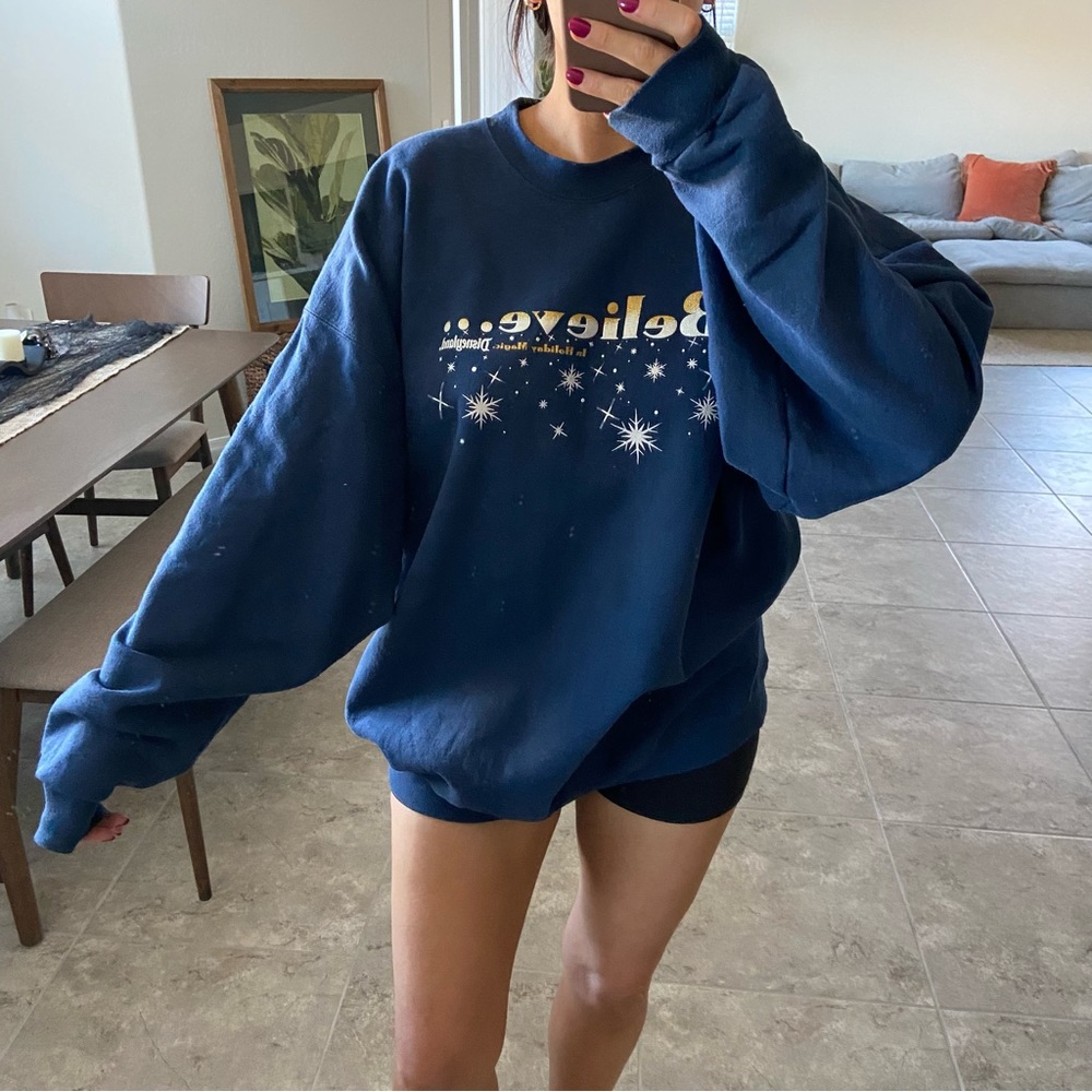 Vintage Holiday Disneyland sweatshirt